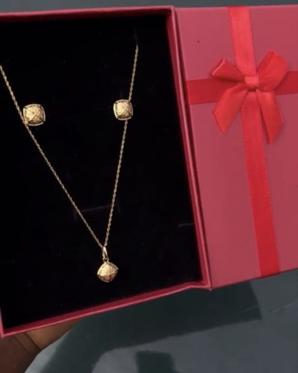 Gold Replica 07 — photographed in the studio